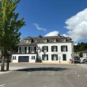 Bed & Breakfast Dhotes Numero 1, Châteaulin